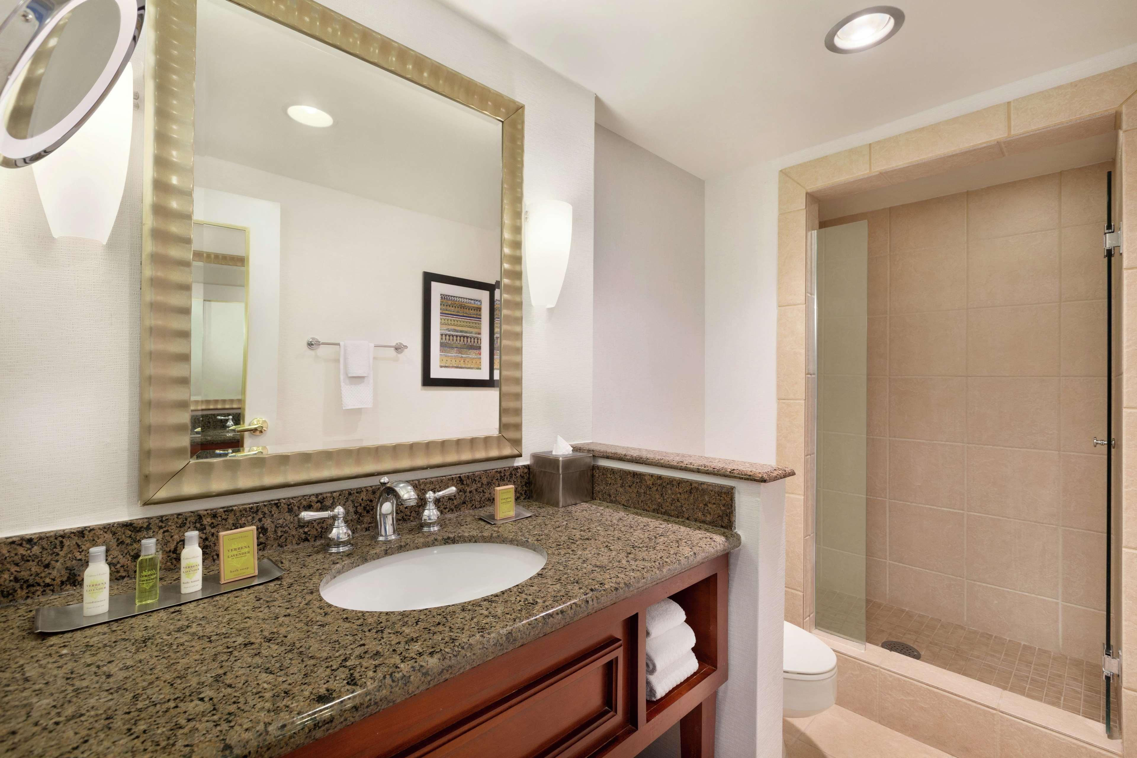 Doubletree By Hilton Hotel Albuquerque Extérieur photo