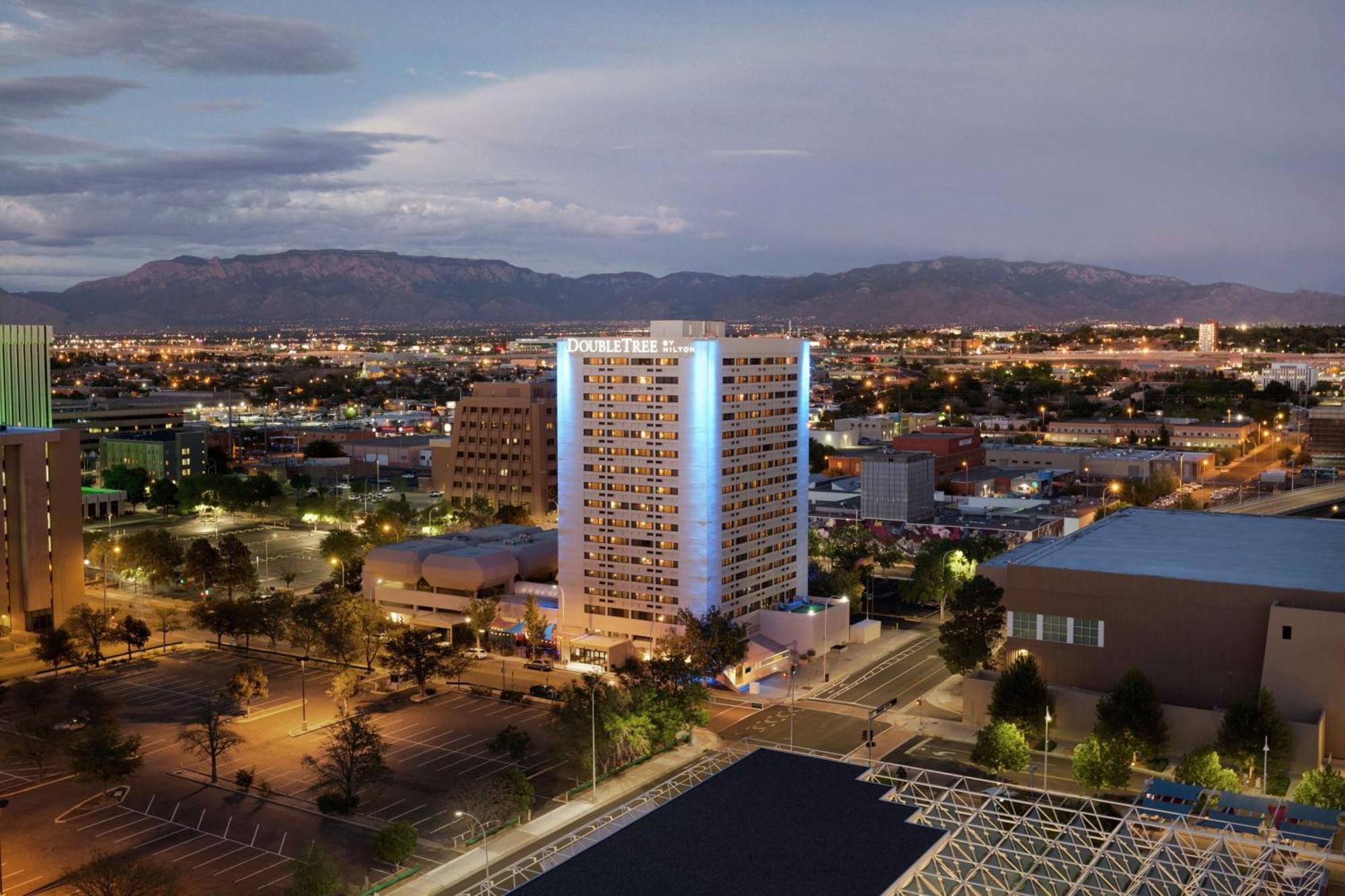 Doubletree By Hilton Hotel Albuquerque Extérieur photo